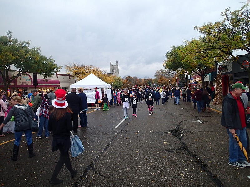 2015-10-24 Headless Horseman 10K 140.jpg - 2015 Headless Horseman 10K